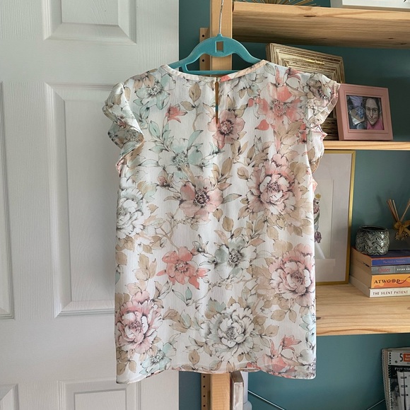 Floral blouse with ruffle sleeves - Picture 3 of 5